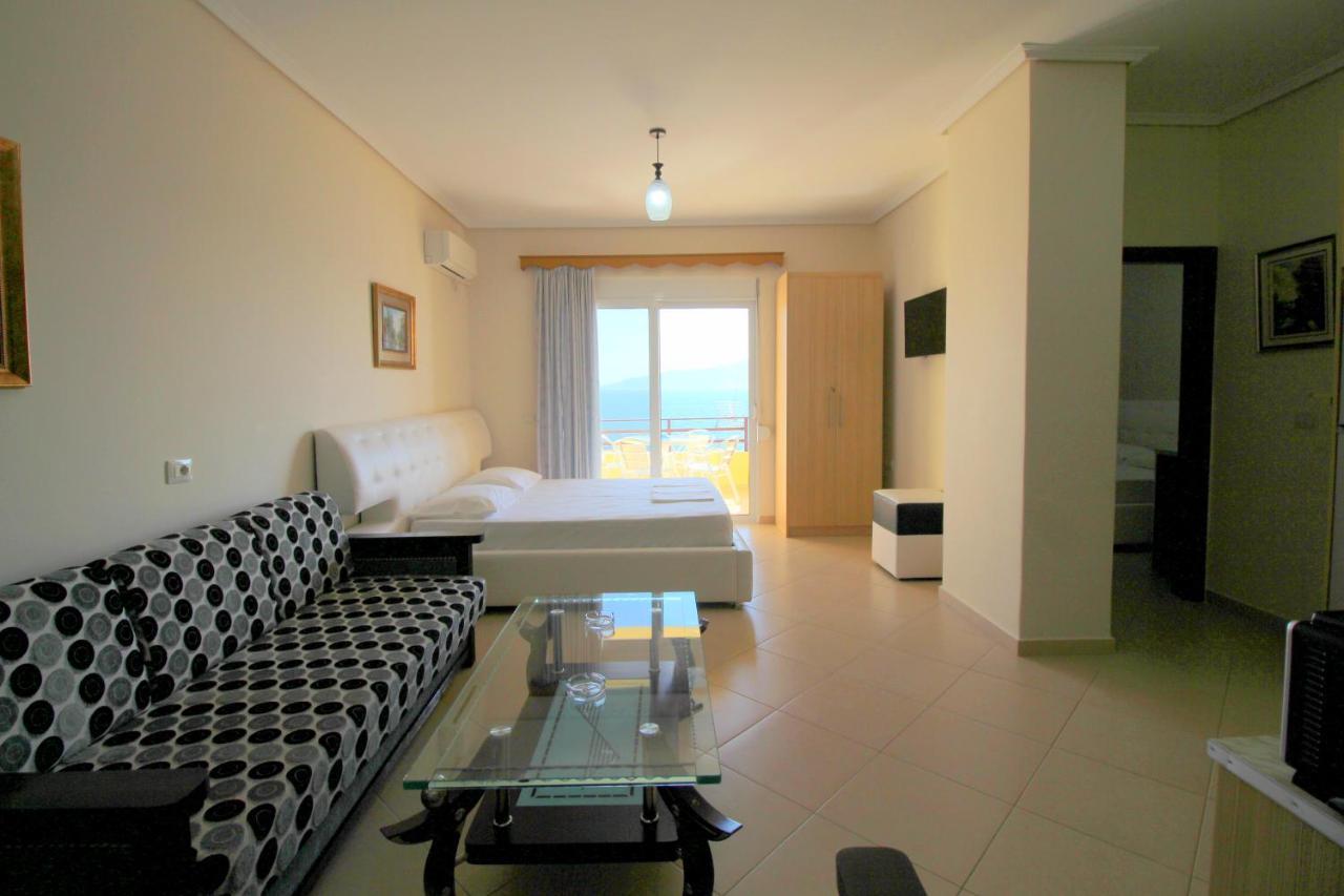 Klajdi Apartaments Sarandë Eksteriør bilde