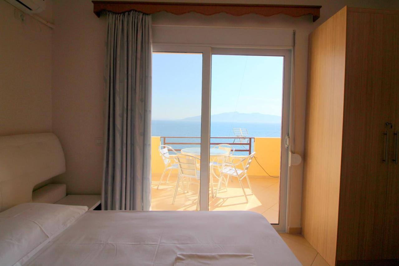 Klajdi Apartaments Sarandë Eksteriør bilde