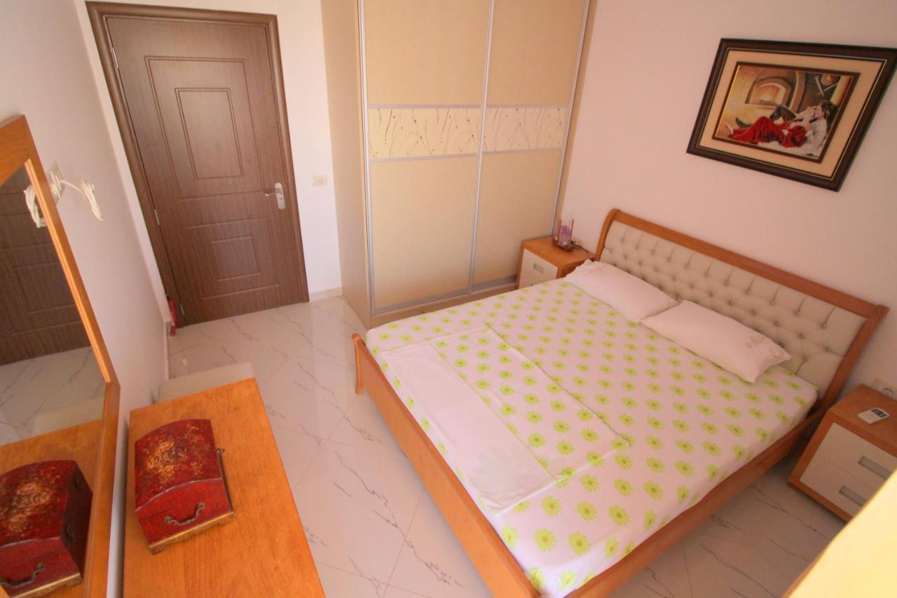 Klajdi Apartaments Sarandë Eksteriør bilde