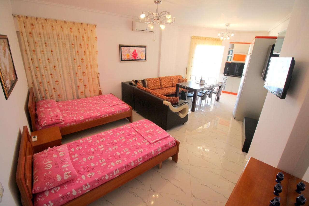 Klajdi Apartaments Sarandë Eksteriør bilde