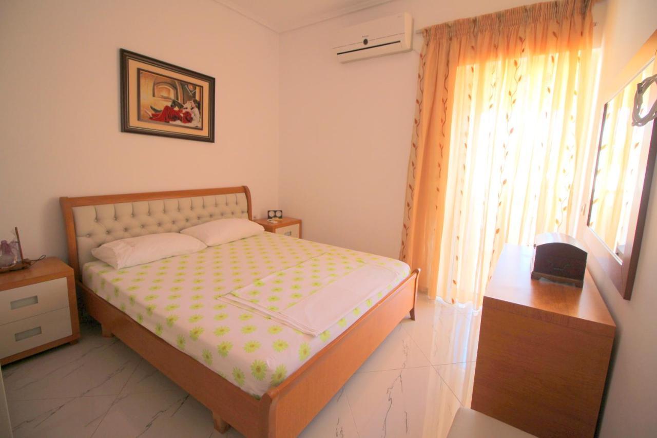 Klajdi Apartaments Sarandë Eksteriør bilde