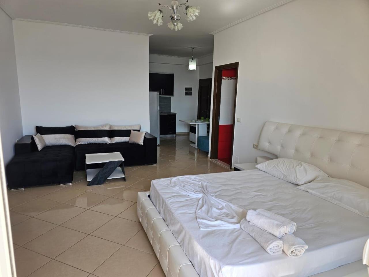 Klajdi Apartaments Sarandë Eksteriør bilde