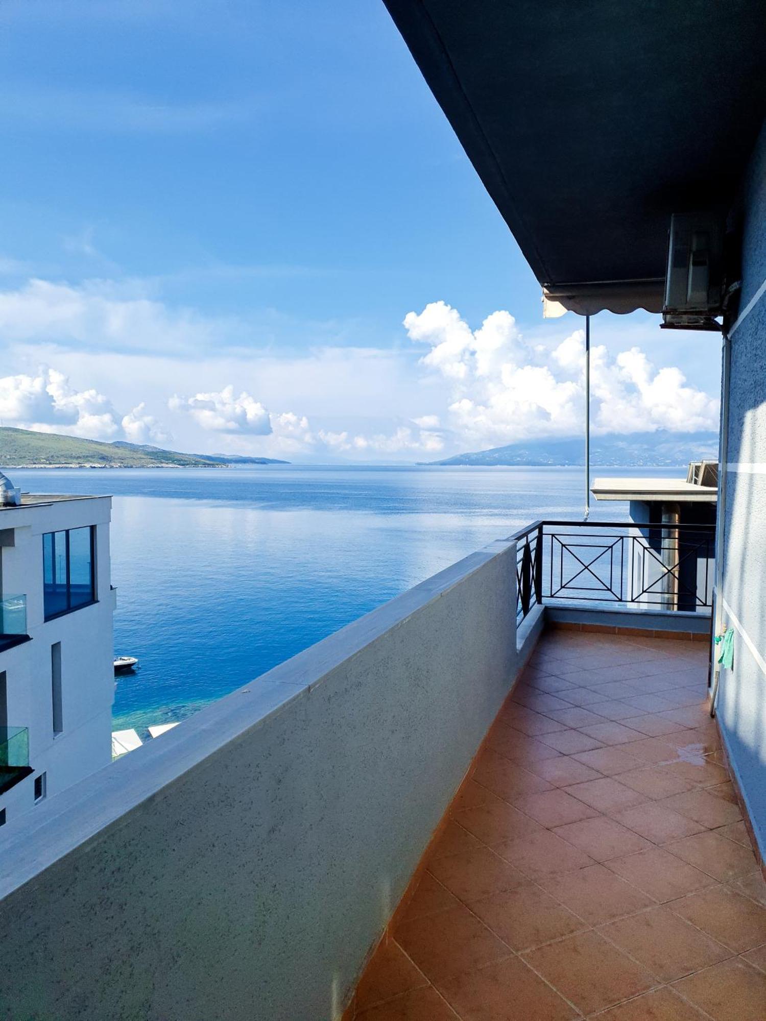 Klajdi Apartaments Sarandë Eksteriør bilde
